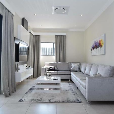 Elridge Living Apartment Boksburg Bagian luar foto