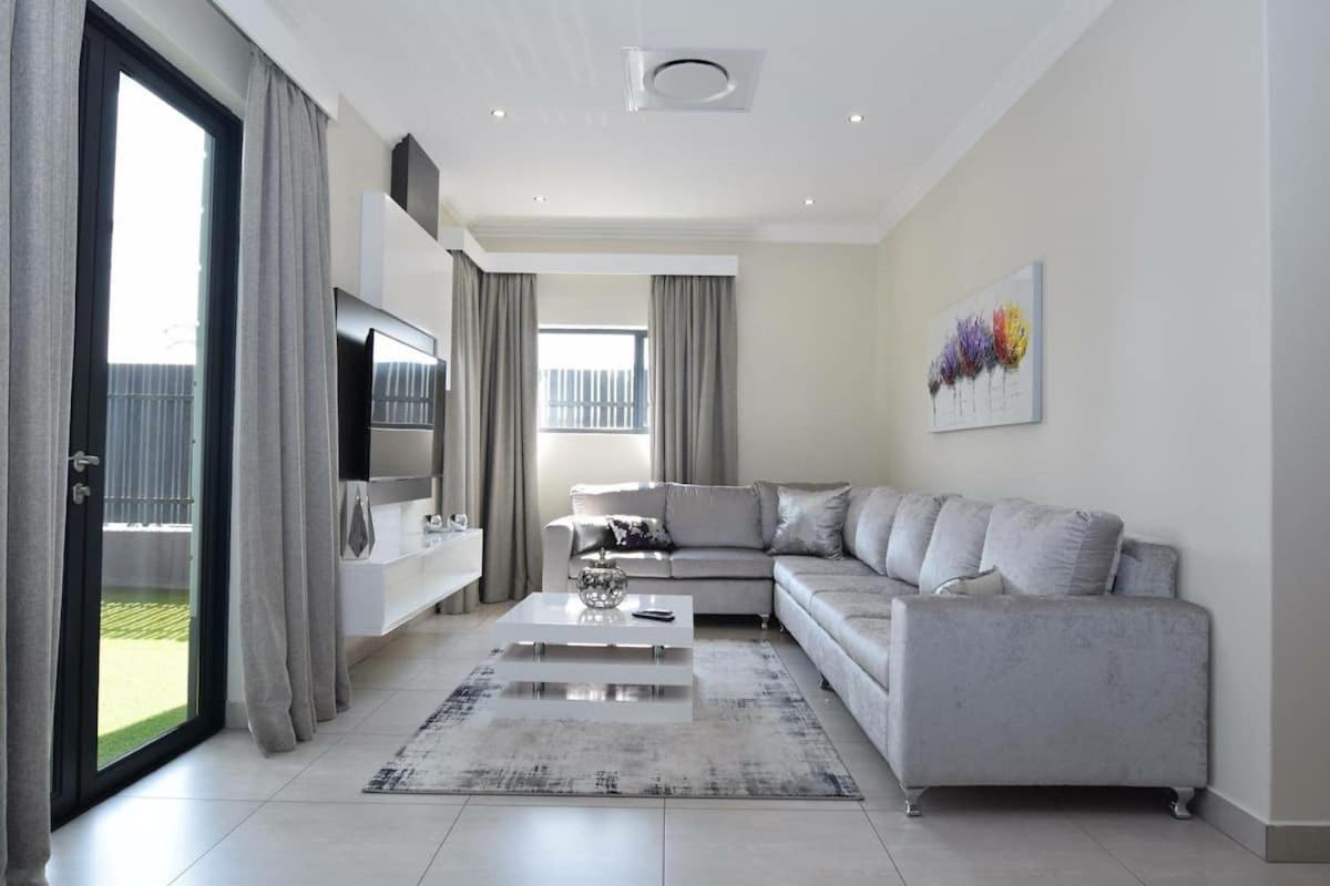Elridge Living Apartment Boksburg Bagian luar foto