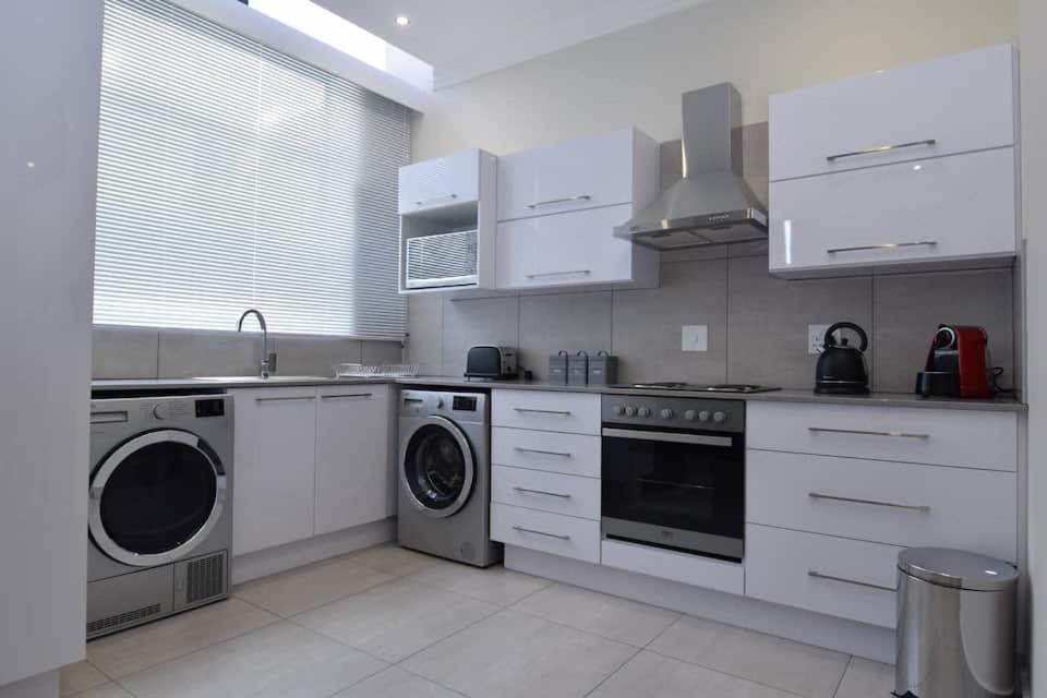 Elridge Living Apartment Boksburg Bagian luar foto